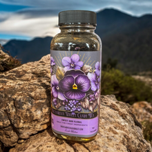 Load image into Gallery viewer, Montana Farmacy - Vintage Victorian Violet Candy Tea Candied French Tea in Jar