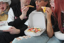 Load image into Gallery viewer, Belloago Pizza Cotton Socks Box 4 Pairs MIX Hawaii Italian Pepperoni