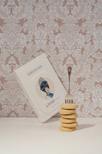 Load image into Gallery viewer, Makabi &amp; Sons - Vanilla Earl Grey Cookies -  Oxford
