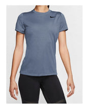 Load image into Gallery viewer, Nike Women&#39;s Dry Legend Short Sleeve Training T-Shirt, Gray, L
