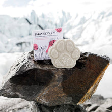 Load image into Gallery viewer, Viori Beauty - Pet Shampoo Bar | Pawson &amp; Co | Peony Vanilla
