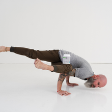 Load image into Gallery viewer, Sunwarrior - Unflavored Active Creatine Drink Powder - Vegan, 300 grams
