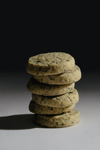Load image into Gallery viewer, Makabi &amp; Sons - Matcha Toasted Black Sesame Cookies - Uji
