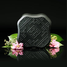 Load image into Gallery viewer, Viori Beauty - LIMITED Travel Case | Plant Pulp
