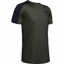 Load image into Gallery viewer, Under Armour Men&#39;s Athletic Ultra-soft HeatGear T-Shirt, Olive, XL
