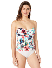 Load image into Gallery viewer, Bar III Women&#39;s Molded Twist Tankini Top Swimsuit, White, Small

