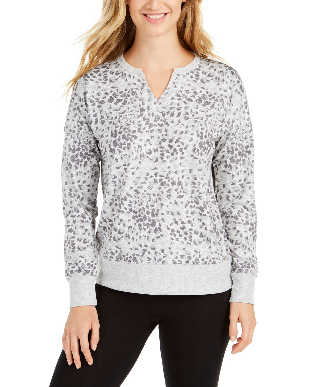 Ideology Women's Printed Split-Neck Athletic Top, Grey Whisper HT, XL