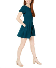 Load image into Gallery viewer, Speechless Juniors&#39; Skater Jewel Neck Dress, Evergreen, L
