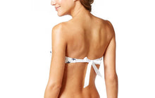 Load image into Gallery viewer, California Waves Women&#39;s Star Print Crochet Bikini Top, White, Large
