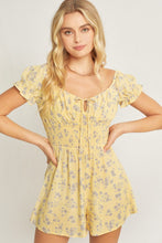 Load image into Gallery viewer, Belloago Women&#39;s Woven Print Smocked Waist Short Sleeve Romper
