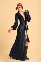 Load image into Gallery viewer, Belloago Women&#39;s Linda Velvet Printed Kimono Robe, Petrol Blue
