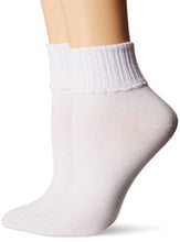 Load image into Gallery viewer, HUE Women&#39;s Scalloped Turncuff  So Soft Sock 3 Pair Pack, Black/White
