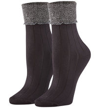 Load image into Gallery viewer, HUE Women&#39;s Scalloped Turncuff  So Soft Sock 3 Pair Pack, Black/White
