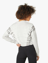 Load image into Gallery viewer, Beyond Yoga Women&#39;s Weekend Tie-Dye Boxy Cropped Sweatshirt, Gray, S
