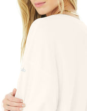 Load image into Gallery viewer, Alo Yoga Women&#39;s Dreamy Soft French Terry V-Neck Sweatshirt, Ivory, S
