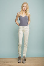 Load image into Gallery viewer, Blank Nyc Women&#39;s Spray On Skinny in Is Miley Serious Jeans 27
