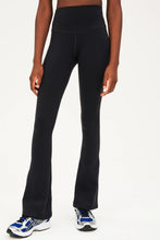 Load image into Gallery viewer, Splits59 Women&#39;s Raquel Flare Performance Leggings, Black, S
